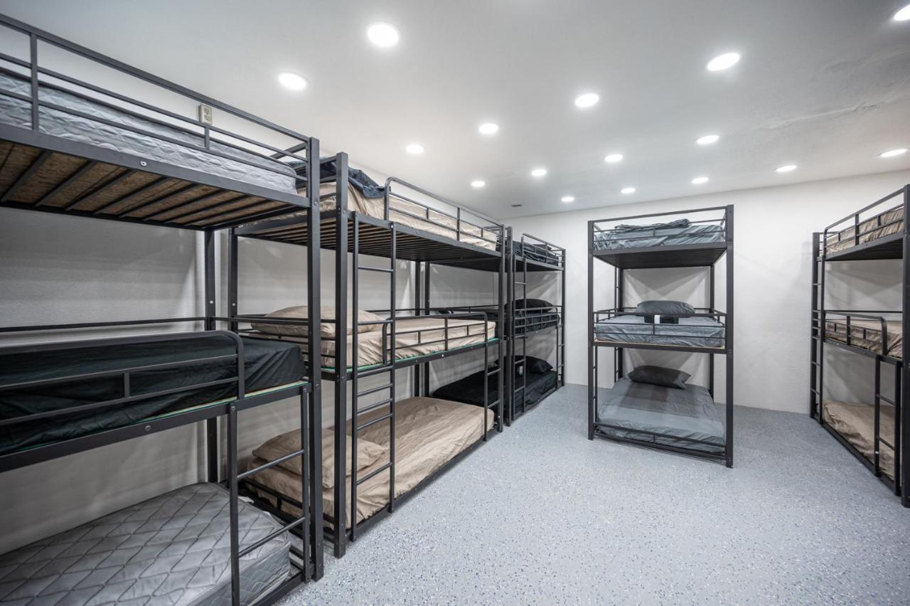 Free Airport & Strip Shuttle, & Bfast! Albergue Las Vegas Exterior foto